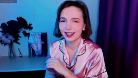 Snapshot of kindhazelhere_ chatting on 20, 10, 2025 Hazel online show from 20, 10, 2025