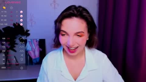 Snapshot of kindhazelhere_ chatting on 22, 10, 2025 Hazel online show from 22, 10, 2025