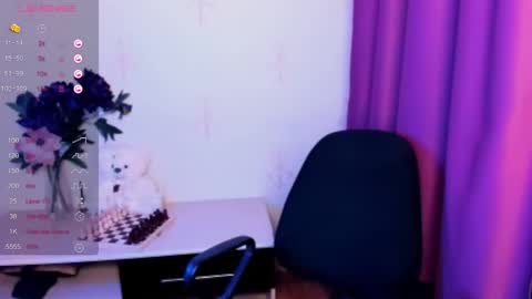 Hazel online show from 6, 11, 2025