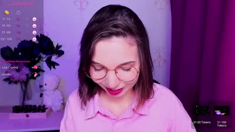 Hazel online show from 28, 2, 2026