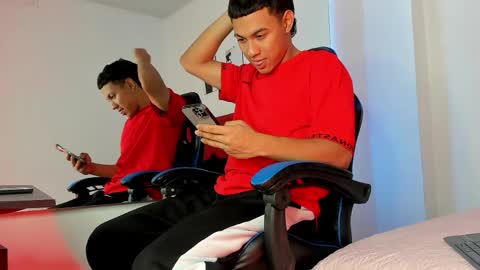 Snapshot of king_ares1 chatting on 6, 4, 2026 king_ares1 online show from 6, 4, 2026