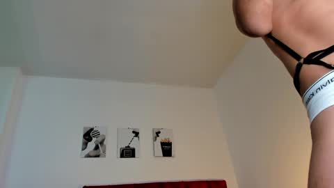 Snapshot of king_ares1 chatting on 10, 4, 2026 king_ares1 online show from 10, 4, 2026