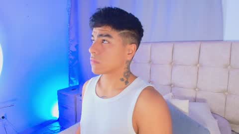 Snapshot of king_azahell chatting on 29, 6, 2026 king help me reach 100 likes online show from 29, 6, 2026
