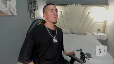 Snapshot of king_dante_ chatting on 7, 12, 2024 King Dante online show from 7, 12, 2024