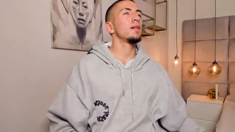 Snapshot of king_dante_ chatting on 11, 12, 2024 King Dante online show from 11, 12, 2024
