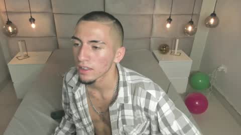 Snapshot of king_dante_ chatting on 30, 12, 2024 King Dante online show from 30, 12, 2024