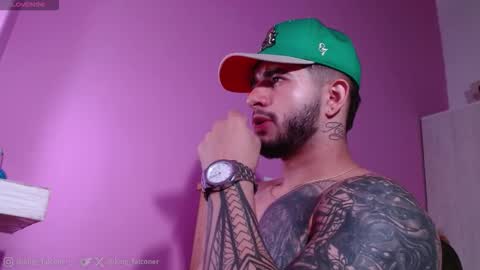 Snapshot of king_falconer chatting on 18, 3, 2026 Angel Falconer online show from 18, 3, 2026