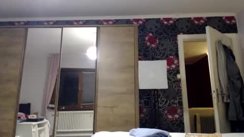 Snapshot of kingandprincess chatting on 20, 9, 2025 sexysexyhotwetpinkredpussy online show from 20, 9, 2025