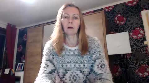 Snapshot of kingandprincess chatting on 27, 10, 2025 sexysexyhotwetpinkredpussy online show from 27, 10, 2025