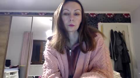 Snapshot of kingandprincess chatting on 16, 11, 2025 sexysexyhotwetpinkredpussy online show from 16, 11, 2025