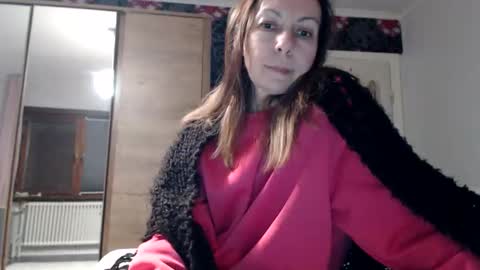 Snapshot of kingandprincess chatting on 22, 11, 2025 sexysexyhotwetpinkredpussy online show from 22, 11, 2025