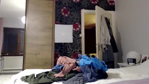 Snapshot of kingandprincess chatting on 4, 12, 2025 sexysexyhotwetpinkredpussy online show from 4, 12, 2025