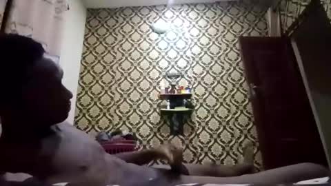 Snapshot of kingemizzy chatting on 12, 11, 2025 kingemizzy online show from 12, 11, 2025