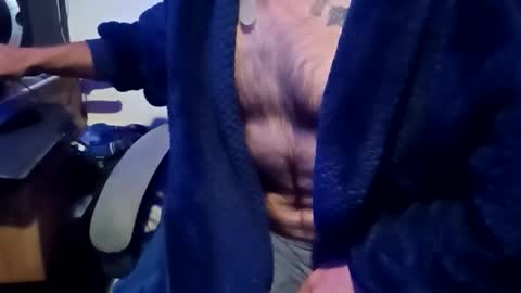 Snapshot of kingfisherrobbie chatting on 2, 10, 2025 Robbie  online show from 2, 10, 2025