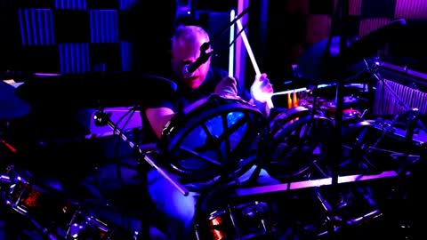 King James VIII online show from 1, 2, 2025