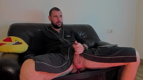 Snapshot of kingmallcom chatting on 4, 10, 2025 The King online show from 4, 10, 2025