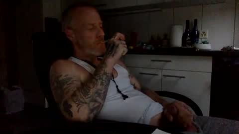 kingsize online show from 2, 1, 2025