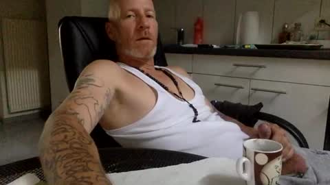 kingsize online show from 9, 9, 2025