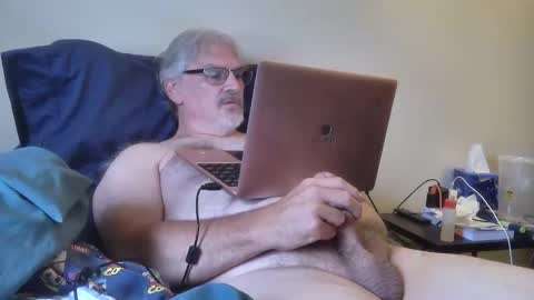 kingtongue10 online show from 5, 6, 2026