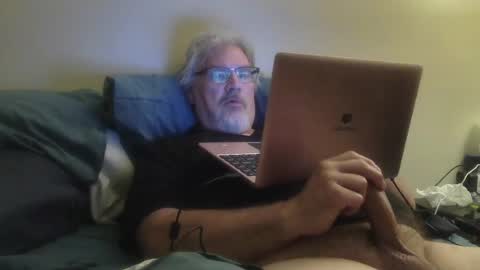 kingtongue10 online show from 15, 6, 2026