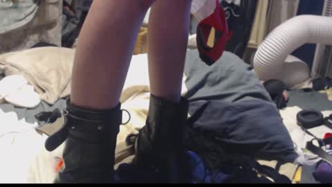 Snapshot of kinkeysole chatting on 2, 3, 2025 kinkeysole online show from 2, 3, 2025