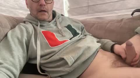 Snapshot of kinky_daddy4u chatting on 28, 1, 2025 kinky_daddy4u online show from 28, 1, 2025