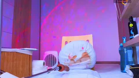 Snapshot of kinky_neighbor chatting on 20, 3, 2026 Mary online show from 20, 3, 2026