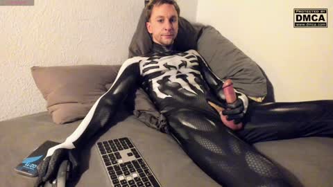 kinky_spidey online show from 16, 12, 2024