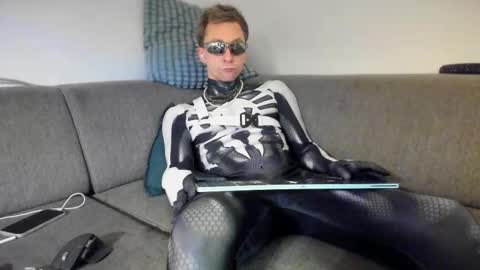 kinky_spidey online show from 1, 11, 2025