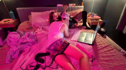 Snapshot of kinkyblinders chatting on 18, 10, 2025 Kinkyblinders online show from 18, 10, 2025