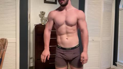 kinkybuffboy online show from 2, 1, 2025