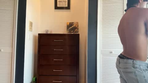 Snapshot of kinkybuffboy chatting on 23, 10, 2025 kinkybuffboy online show from 23, 10, 2025