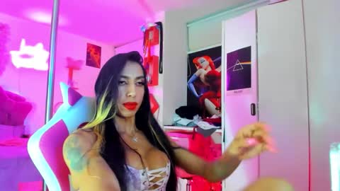 Snapshot of kinkybunny_4 chatting on 12, 11, 2025 Jasmine. online show from 12, 11, 2025