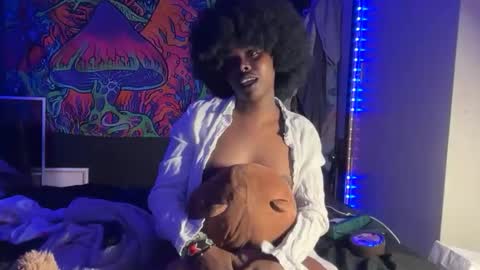 Snapshot of kinkycoupleinteracial chatting on 12, 5, 2026 interracialfacial online show from 12, 5, 2026