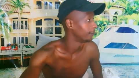 Snapshot of kinkyebonyguy chatting on 17, 10, 2025 BigD online show from 17, 10, 2025