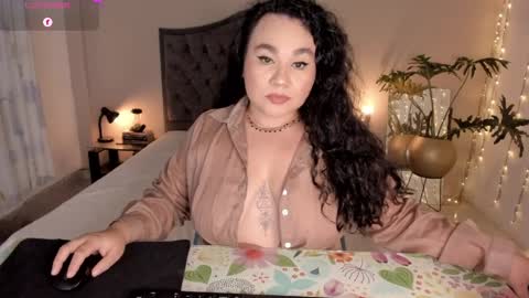 Snapshot of kinkyelise chatting on 6, 4, 2026 Jenny online show from 6, 4, 2026