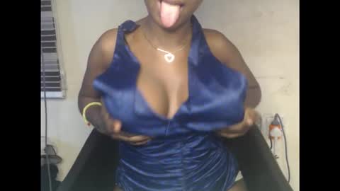 Snapshot of kinkyjuicexx chatting on 30, 9, 2025 kinkyjuicexx online show from 30, 9, 2025