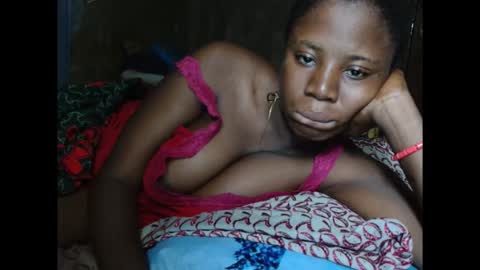 Snapshot of kinkyjuicexx chatting on 7, 10, 2025 kinkyjuicexx online show from 7, 10, 2025