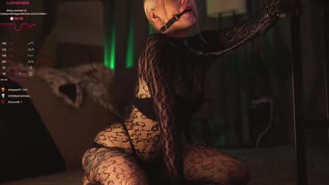 Snapshot of kinkylina_ chatting on 2, 12, 2024 kinkylina_ online show from 2, 12, 2024