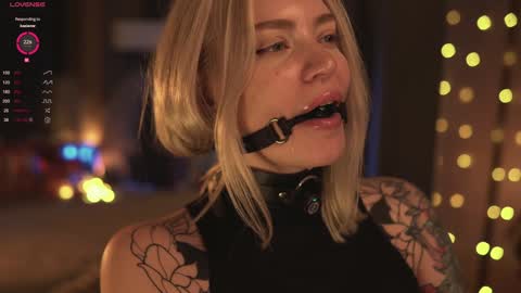 Snapshot of kinkylina_ chatting on 8, 1, 2025 kinkylina_ online show from 8, 1, 2025