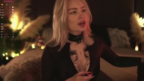 Snapshot of kinkylina_ chatting on 20, 1, 2025 kinkylina_ online show from 20, 1, 2025
