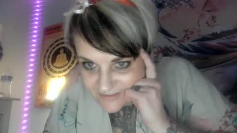 Snapshot of kinkypinkyplay2 chatting on 3, 1, 2025 Kinky Pinky online show from 3, 1, 2025