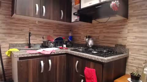 Snapshot of kinkyy_mom chatting on 14, 6, 2026 kinkyy_mom online show from 14, 6, 2026