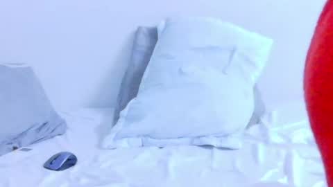 kinkyy_redhead online show from 23, 4, 2026