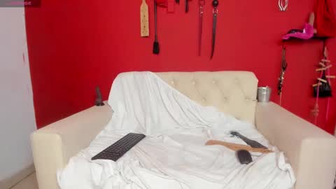 kiomi_san online show from 11, 2, 2025