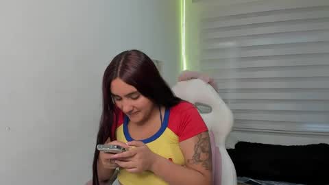 kir_ely online show from 7, 7, 2026