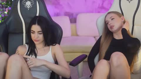 Sweet girls online show from 20, 2, 2025
