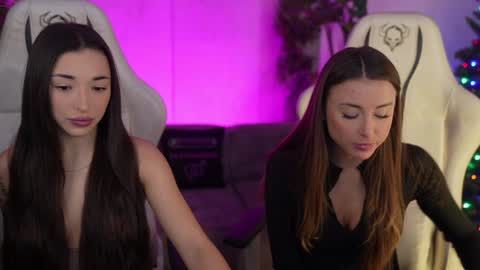 Sweet girls online show from 19, 12, 2025