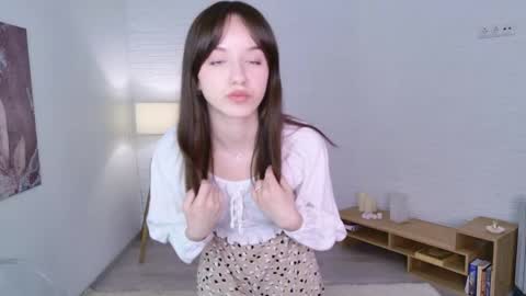 Kira online show from 10, 5, 2026