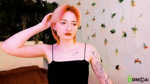 Snapshot of kira__cutie chatting on 15, 5, 2026 Kira online show from 15, 5, 2026